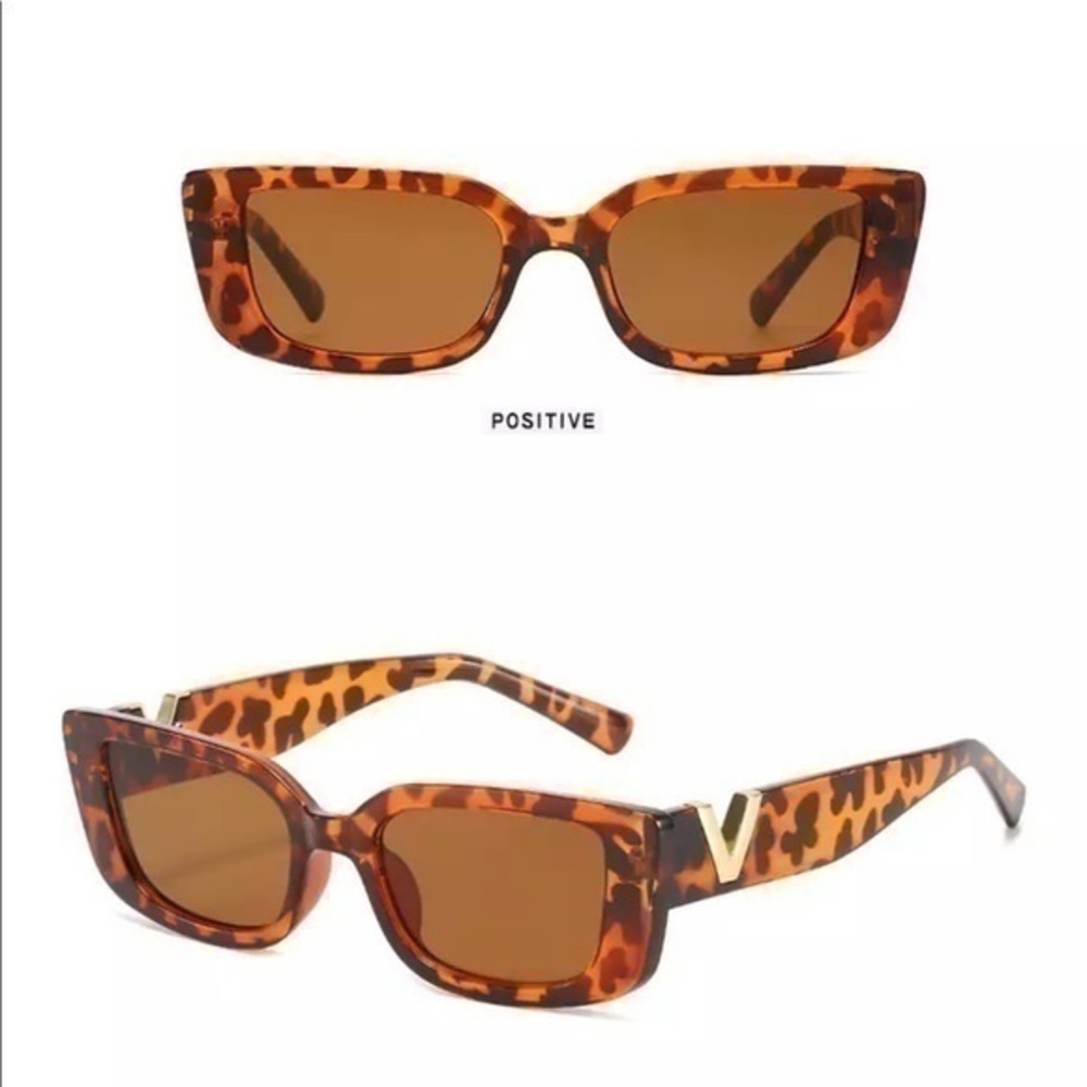 RETRO Small Frame CAT EYE Sunglasses TORTOISE